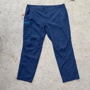 REI Men's Blue Cargo Pants with Turquoise Zipper